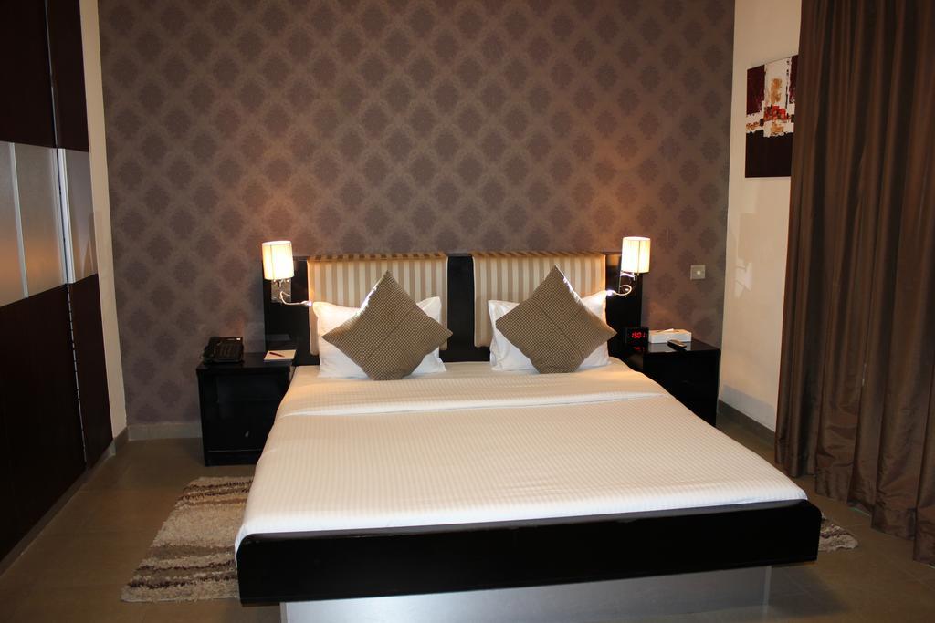 Royal Ascot Hotel Apartment - Kirklees 2 Dubaj Exteriér fotografie